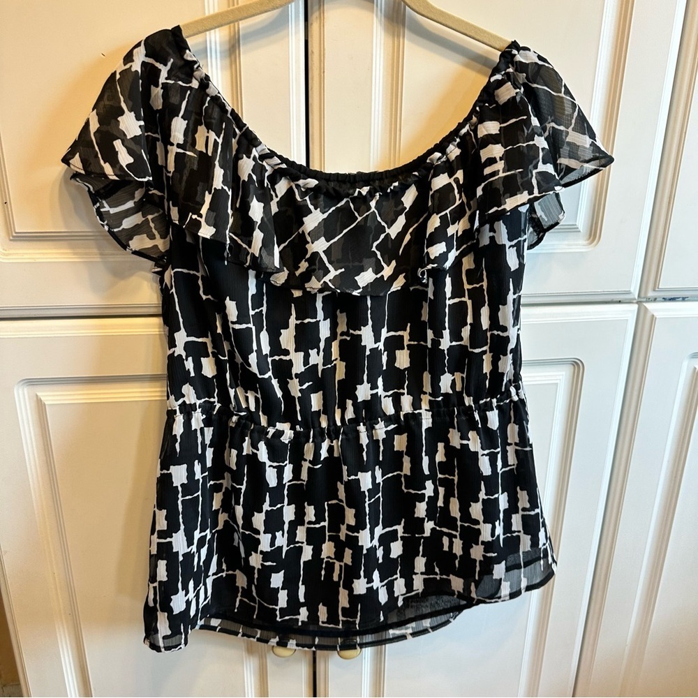 Merona Black and White Off-Shoulder Ruffle Blouse